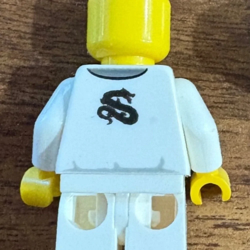 LEGO Ninjago Nya Minifigure White Outfit Dragon Print Braided Hair 2011 Martial